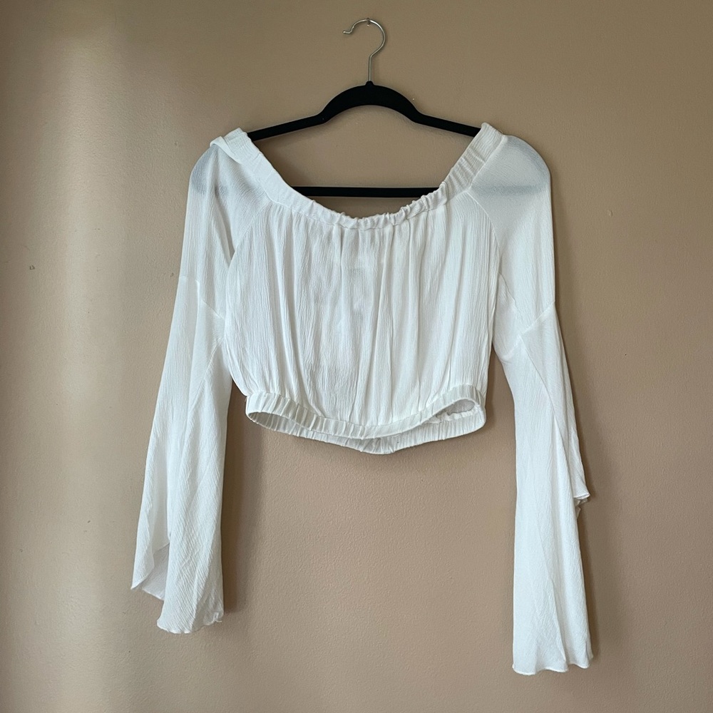 LF seek the label cropped long sleeve NWT